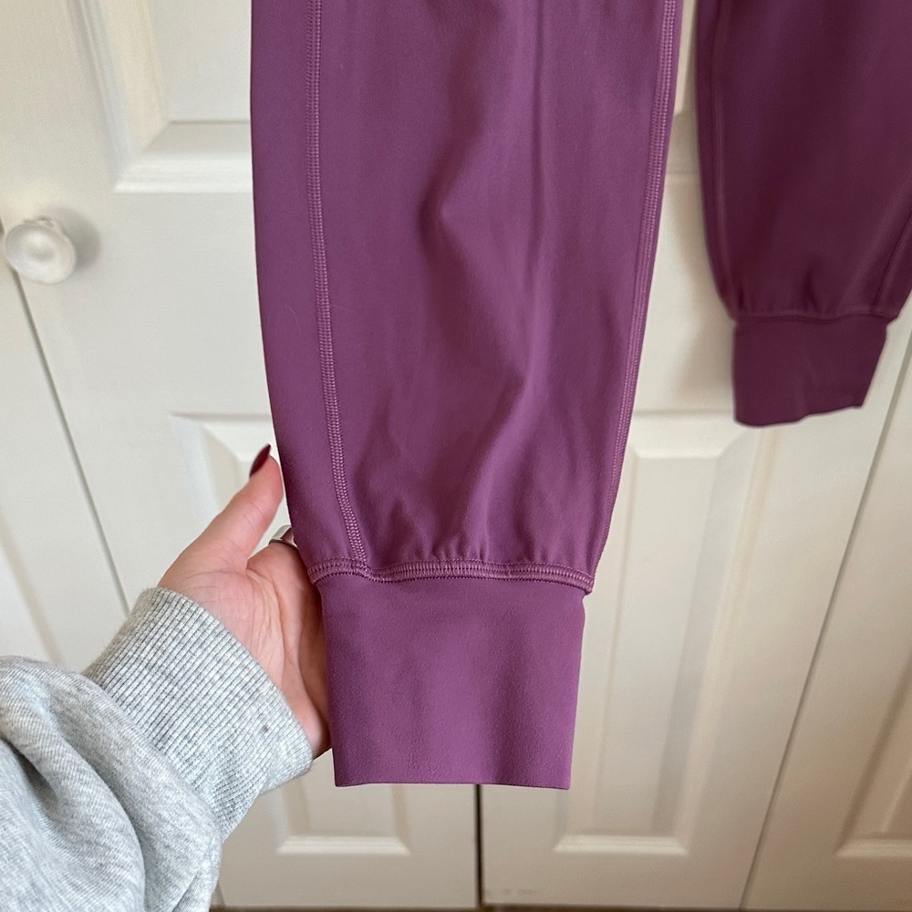 Lululemon Align High Rise Joggers Size 2 Plum Purple - Picture 3 of 10